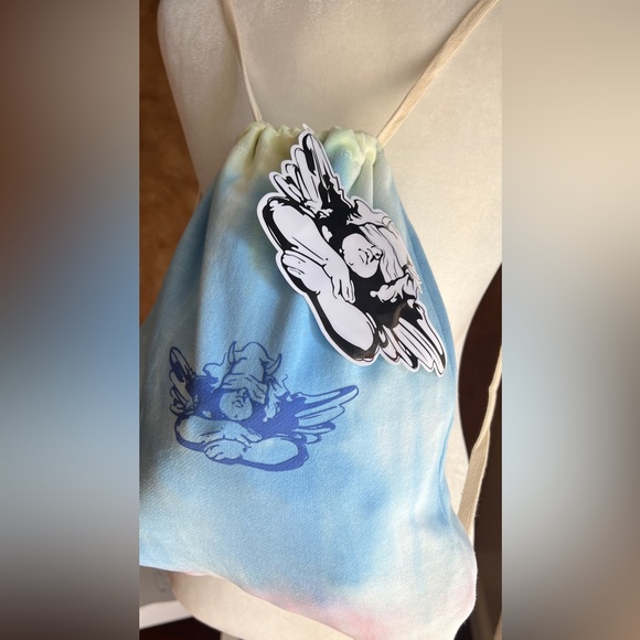 NWT UNRELEASED BOYS LIE Blue Multicolor DrawString Bag &Sticker - Picture 4 of 4